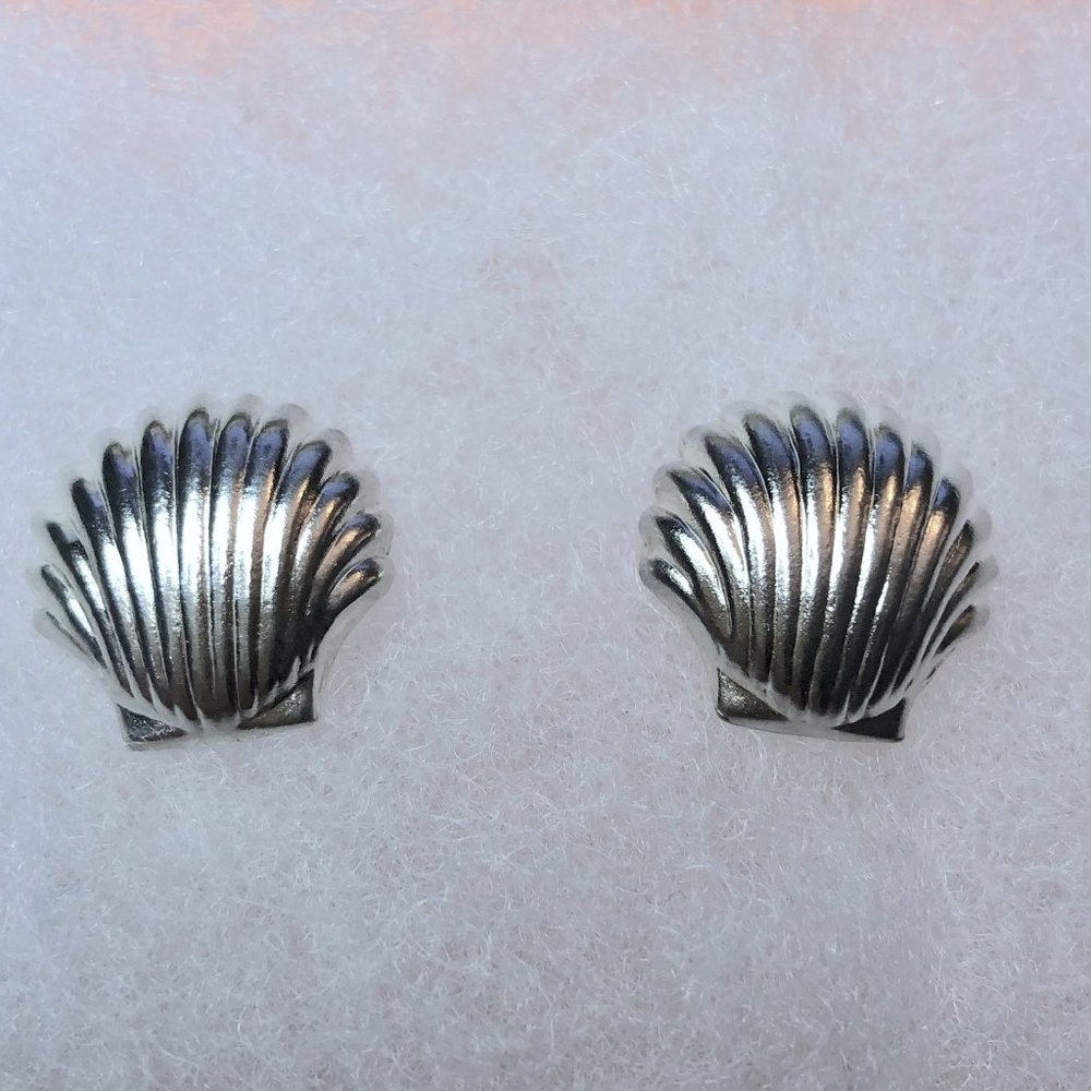Sterling Silver Scallop Shell Stud Earrings